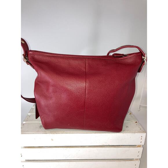 COACH 35775, LARGE RED PEBBLED LEATHER CROSSBODY BAG - Picture 4 of 16